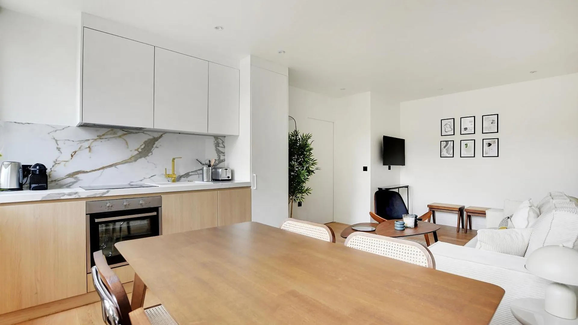 Pick A Flat's In Daumesnil - Avenue Du General Bizot Апартаменты