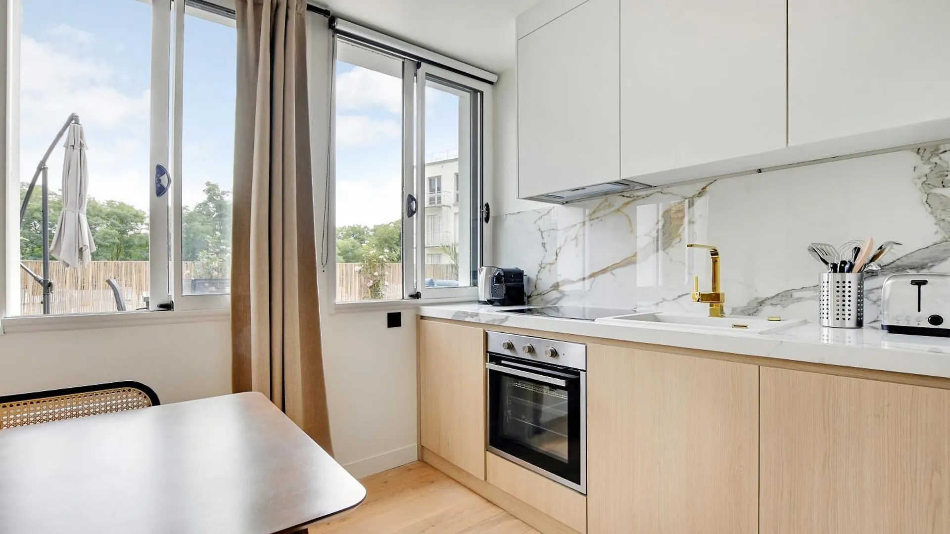 Apartment Pick A Flat's In Daumesnil - Avenue Du General Bizot Paris